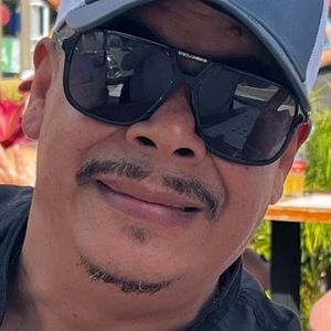 Meet your Posher, Juan antonio